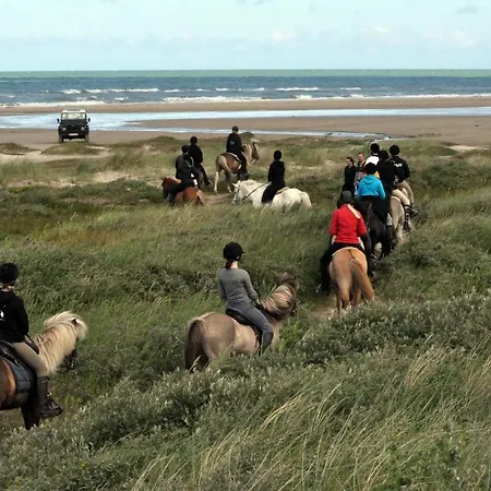 Nordkap Farm & Farmház *